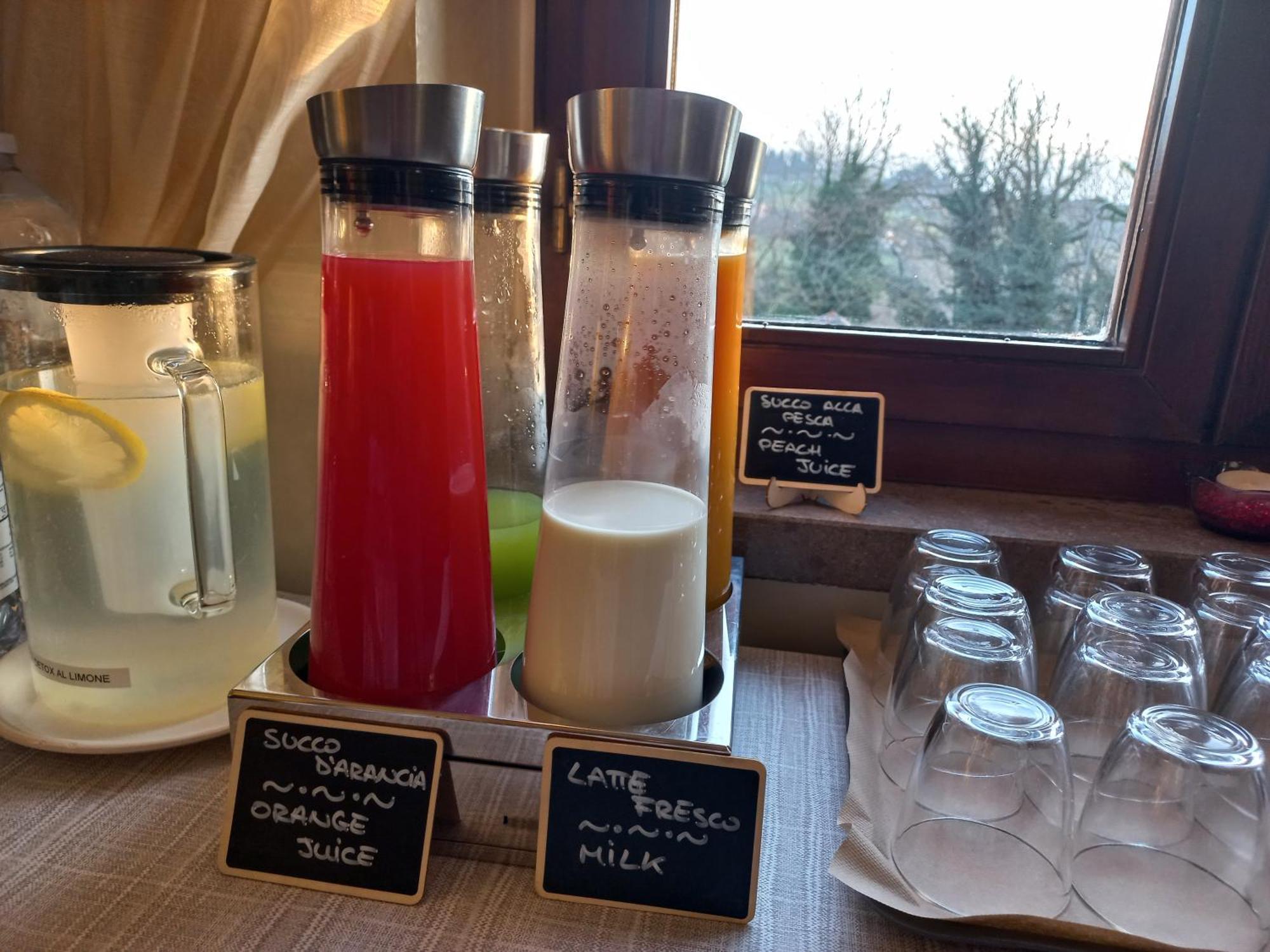 Hotel Arcobaleno Сиена Екстериор снимка